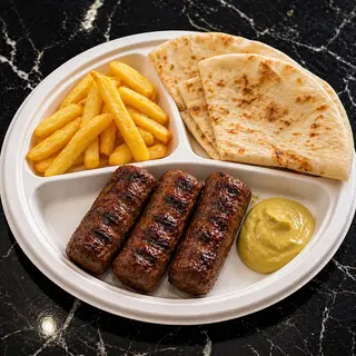 MENIU MICI VITĂ/OAIE +CARTOFI +LIPIE