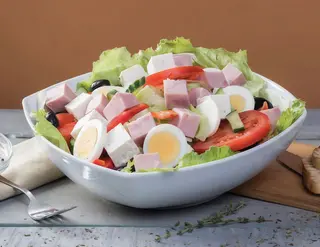 Salată Bulgarească