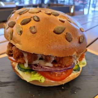Burger Pui Crispy Fresh