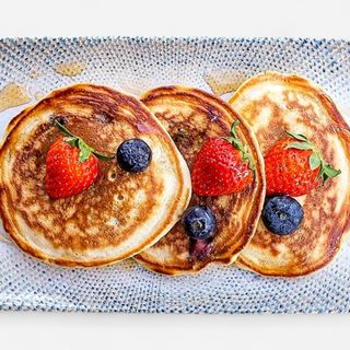 Pancakes cu ciocolata/ afine