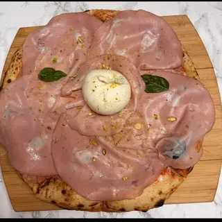 Pizza Mortadella e Burrata Ø32cm