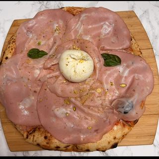 Pizza Mortadella e Burrata Ø32cm