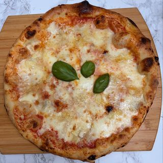 Pizza Quattro Formaggi Ø32cm