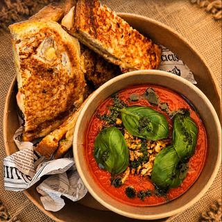MENIU SUPA CREMA & GRILLED CHEESE