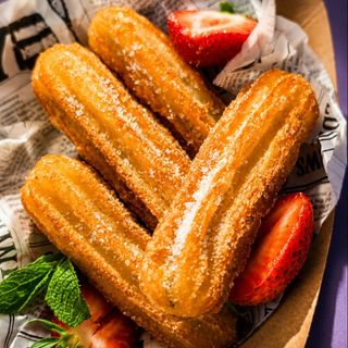 CHURROS CU CIOCOLATA