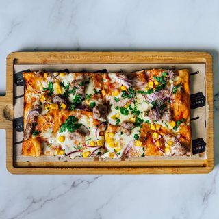 Pizza Salsiccia E Cipolla