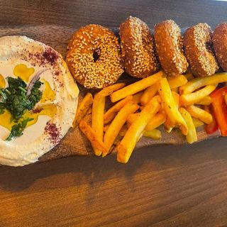 meniu de falafel