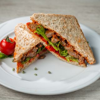 Steak sandwich