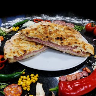 Focaccea Crudo
