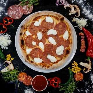 Pizza Salamino Mascarpone Party Ø 50cm