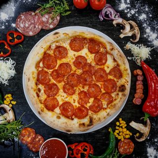 Pizza Qt Formaggi Salam Picant Party Ø 50cm