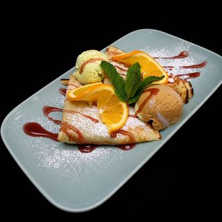 Clatite cu dulceata/Ciocolata