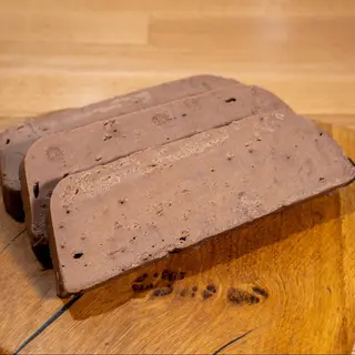 Ciocolată de casă cu caramel sărat