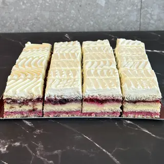 Mini Fresh Berry Platou 6-8 Persoane