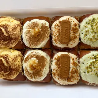 Box 8 Cinnamon Rolls