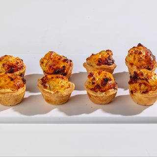 Miniquiche cu branza si marar