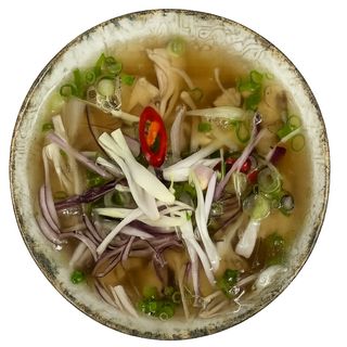 12B. Supă Phở Vietnameză Cu Pui - 750g