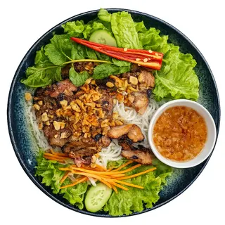 13D. Salată Cu Noodles Si Porc La Gratar 500g - 50 lei ( Sau cu SUPĂ)