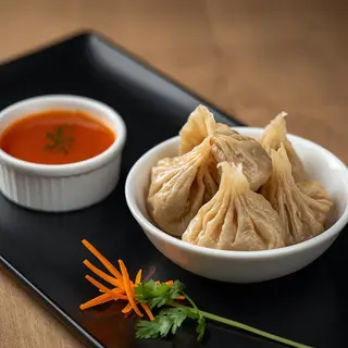 Legume Momo- Găluște Momo cu Legume (300g) – Produs de Post / Vegan