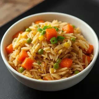 Orez cu legume- Orez Prăjit la Wok cu Legume (300g) – Produs de Post / Vegan