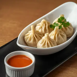Pui Momo- Găluște Momo cu Pui la Abur (300g)