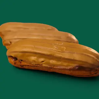 Ecler cu cremă de fistic și glazură de ciocolată 90g