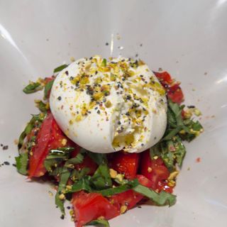 Burrata a la Lulu
