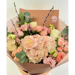 Buchet de flori Blush Romance