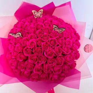 Buchet 101 Trandafiri Roz Ciclam din săpun