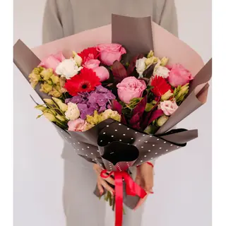 Buchet de flori Blush Delicat