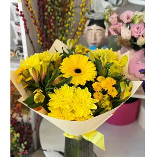 Buchet de flori Golden Kiss