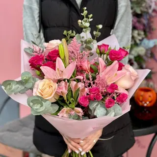 Buchet de flori RosyMood