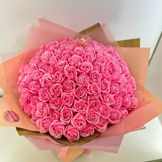 Buchet 101 Trandafiri Roz din săpun