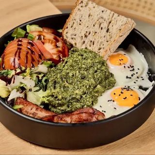 Oua cu spanac eggs with spinach