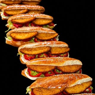 Sandwich Șnițel Pui