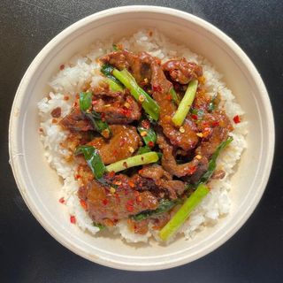 Mongolian Beef cu orez Jasmine 400g