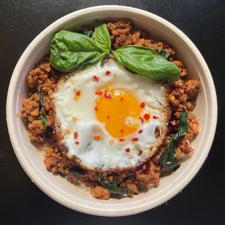 Pad Kra Pao cu orez Jasmine 400g
