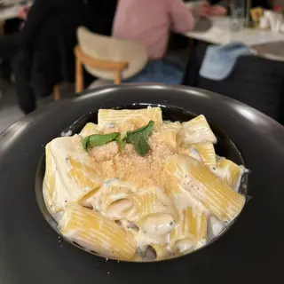 Rigatoni Formaggi (copii)