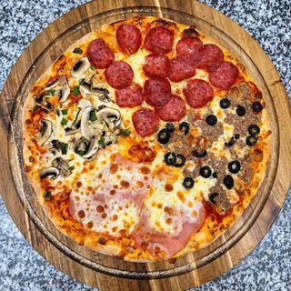 Pizza QUATTRO STAGIONI