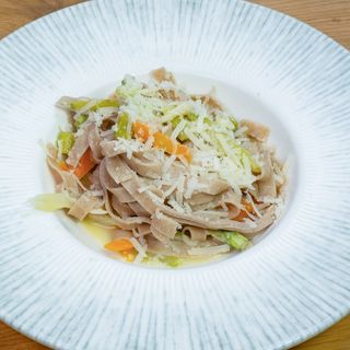 Paste integrale cu legume