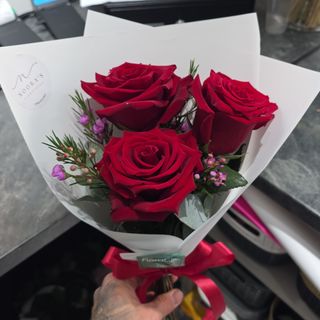 Buchet 3 Trandafiri Custom