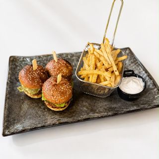 Baby Burger Pui