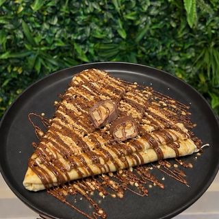 Snickers crepe