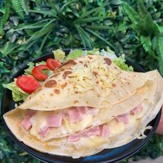Ham and cheese crepe