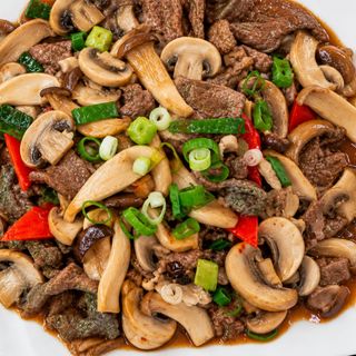 Vită cu Ciuperci- Bò Xào Nấm 380g