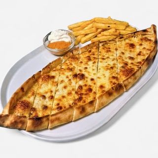 Pide cu cașcaval