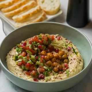 HUMUS