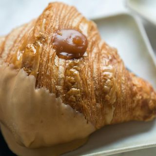 CROISSANT CARAMEL SARAT