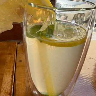 Limonada ghimbir 