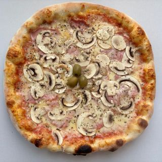 Pizza Capricciosa 40 cm